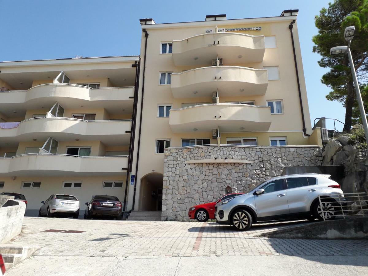 Apartman Baška Voda Zewnętrze zdjęcie